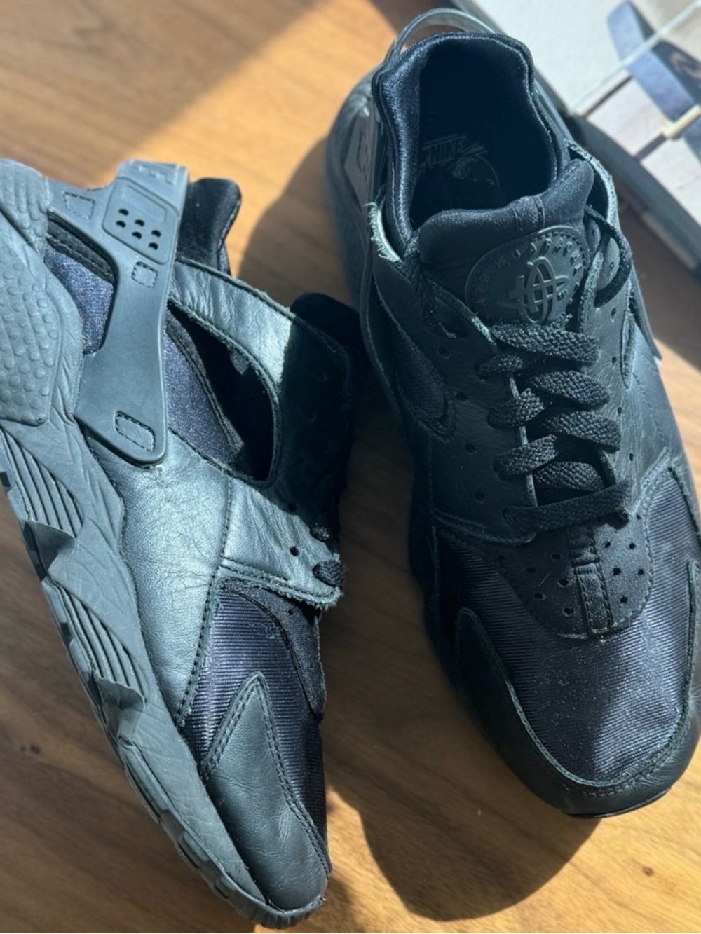 Nike Men’s Black Leather & Mesh Sneakers